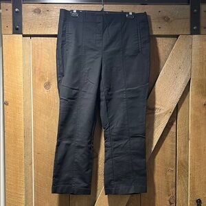 Elegant Black Cropped Trousers